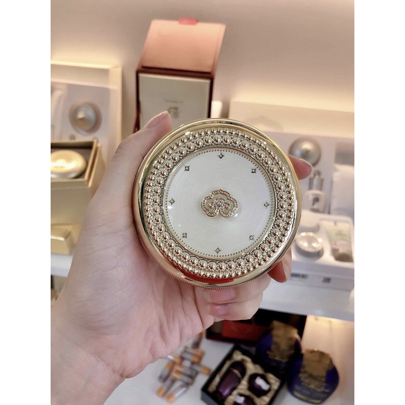 Phấn nước whoo vàng