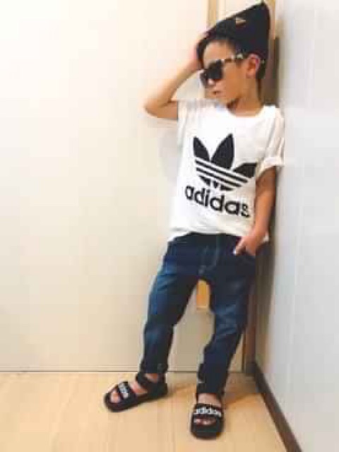 Sandan Adidas cho mẹ và bé