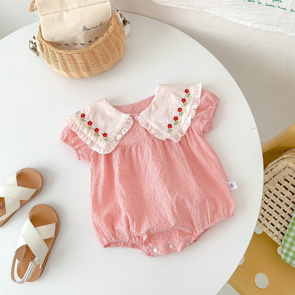 Bộ Áo Liền Quần Ngắn Tay Thêu Hoa Dễ Thương Cho Bé Sơ Sinh