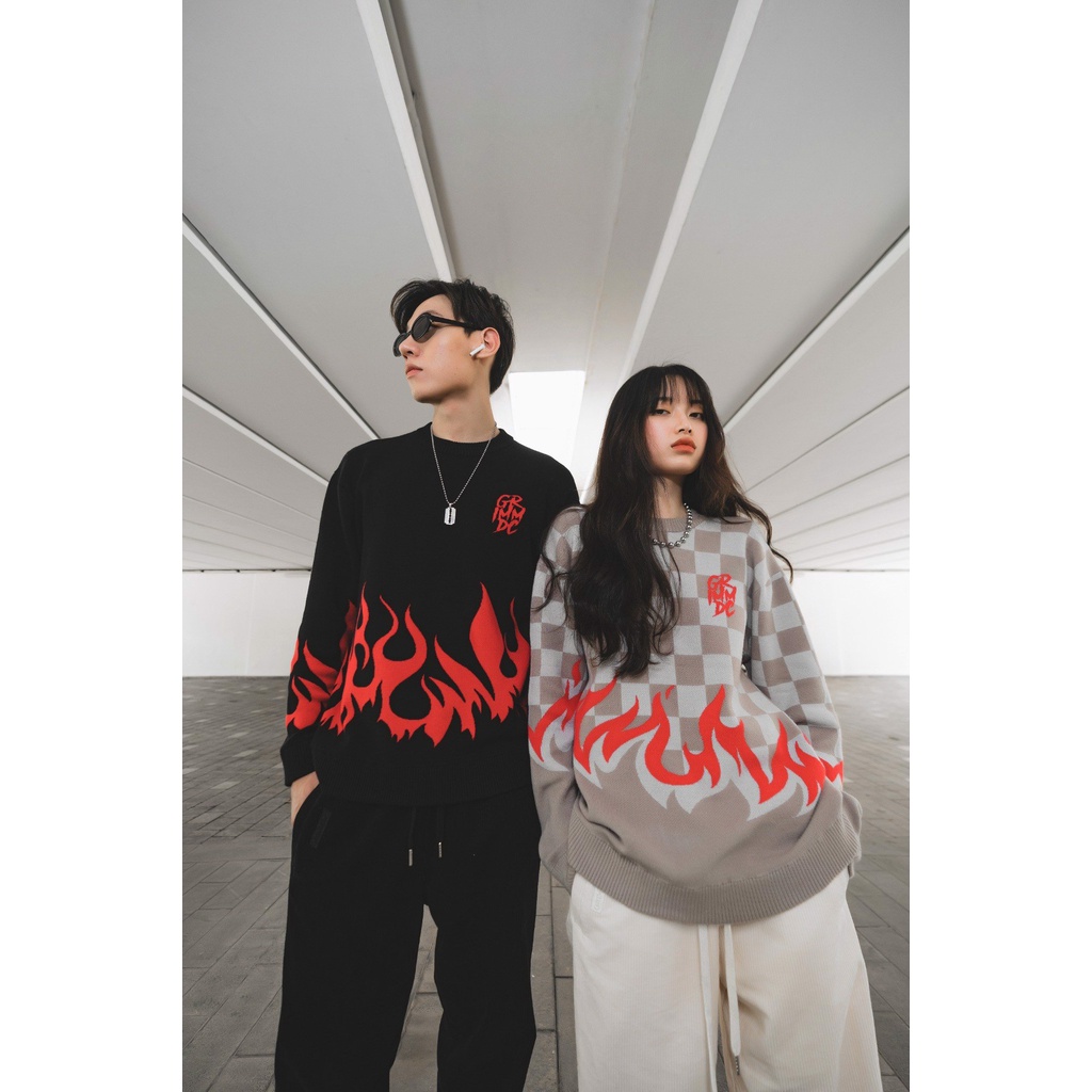 Grimm DC Áo Sweater Xoá Đói Giảm Nghèo // Đen Đỏ