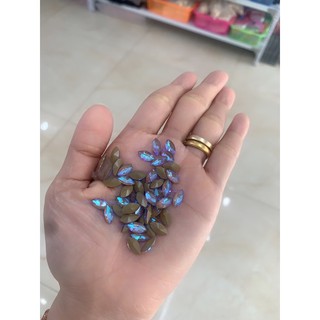 đá khối hình thoi cao cấp
