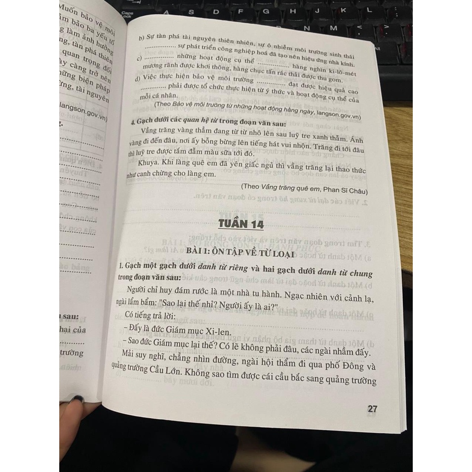 Sách - Luyện từ và câu lớp 5 ( Minh long )