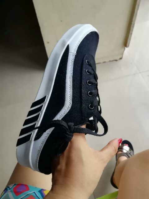 (Hàng có sẵn)Giầy sục thể thao nam buộc dây kiểu mới | BigBuy360 - bigbuy360.vn