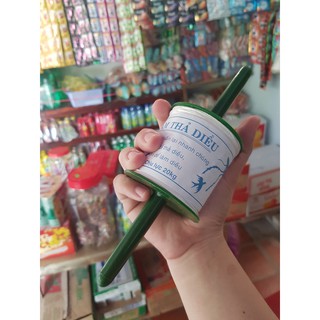 TAY CẰM THẢ DIỀU