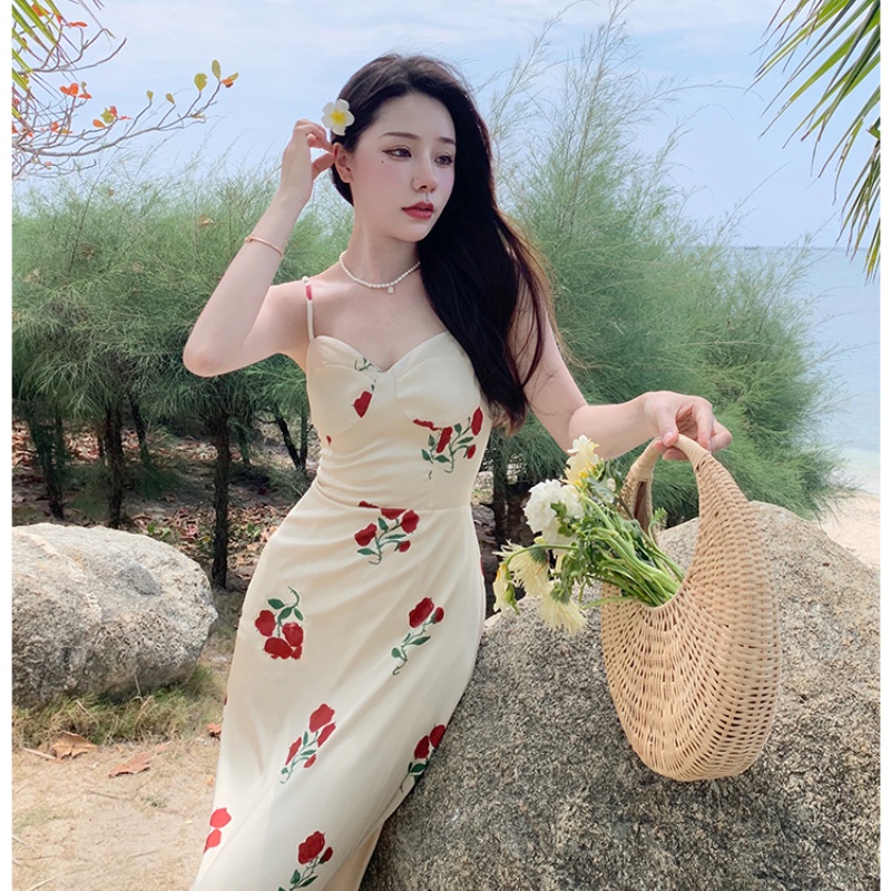 Đầm Hai Dây Họa Tiết Hoa Hồng Phong Cách Retro Thời Trang Mùa Hè