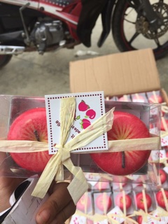 Cobom 42 nến táo