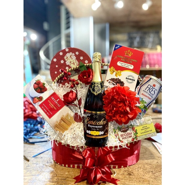 Lẵng giỏ quà Tết chiêu tài đỏ