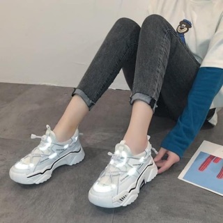 ] Giày phản quang tem viền