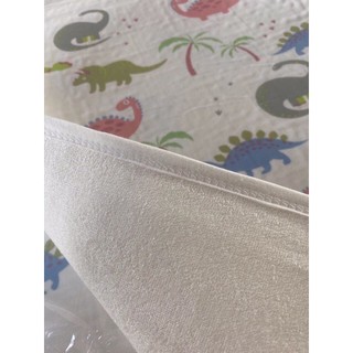 Tấm lót chống thấm sợi tre 6 lớp 50 x 70cm cho bé