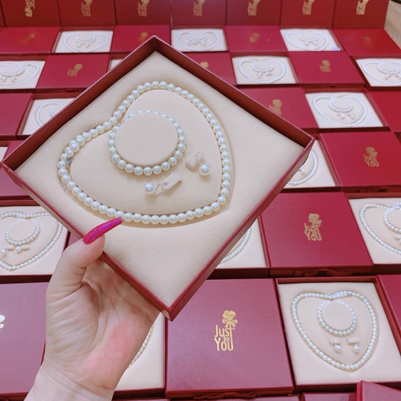 Set dây chuyền + bông tai + vòng tay ngọc trai nhân tạo kèm box thanh lịch