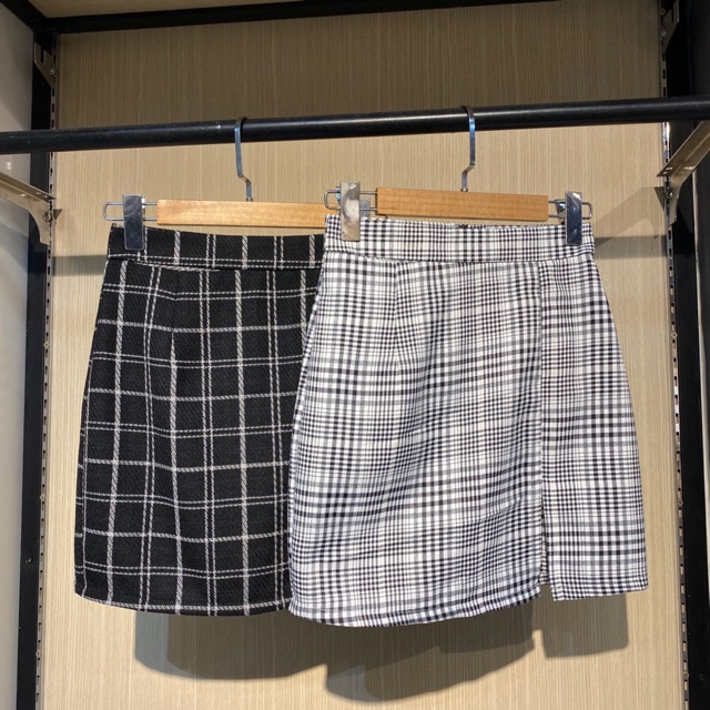 Chân váy xẻ lai (S/M) | BigBuy360 - bigbuy360.vn
