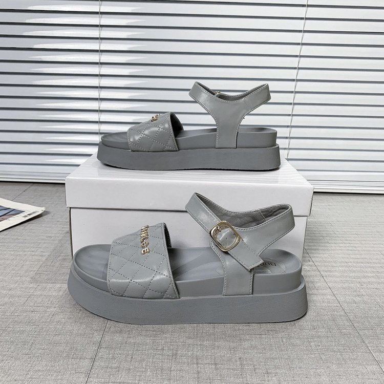 sandal nữ Thick Bottomed One Line Buckle Letter Open Toe Sandals for Women | BigBuy360 - bigbuy360.vn