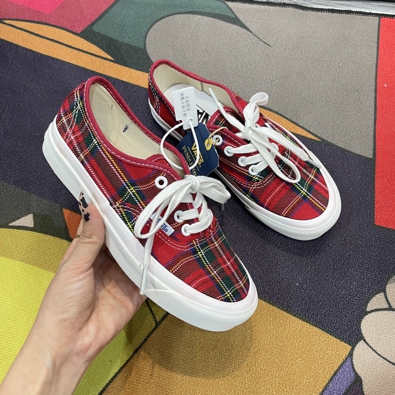 Giầy vans kẻ xanh đỏ cao cấp