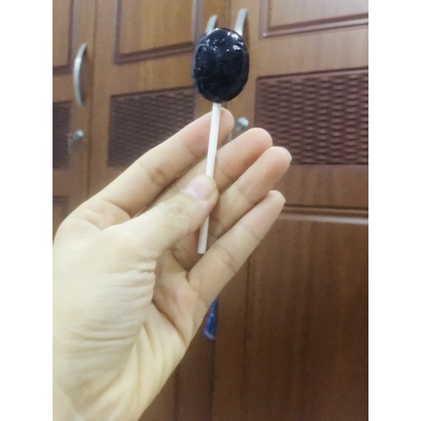 2 bịch kẹo mút trái cây Charms Blow Pop