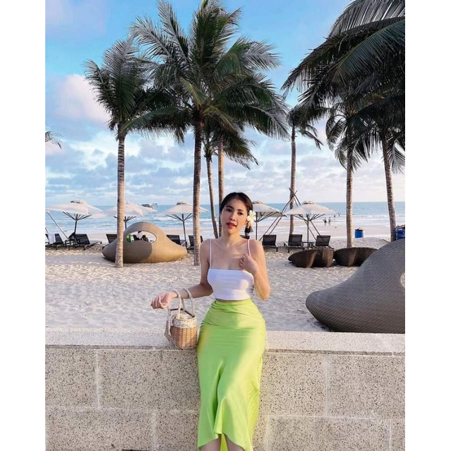 Chân váy midi đủ màu ống loe