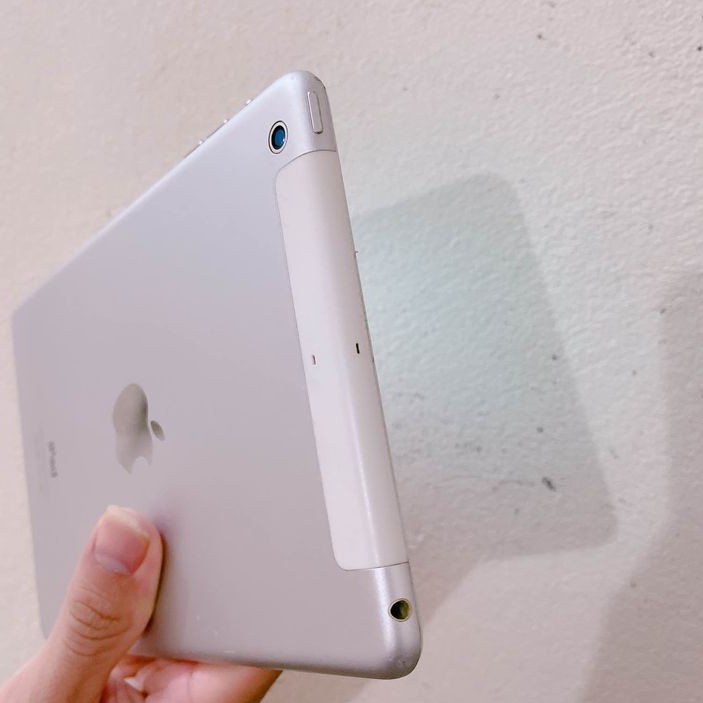 Máy tính bảng Mini 2 4G 16gb 32gb 99% kèm theo phụ kiện | BigBuy360 - bigbuy360.vn