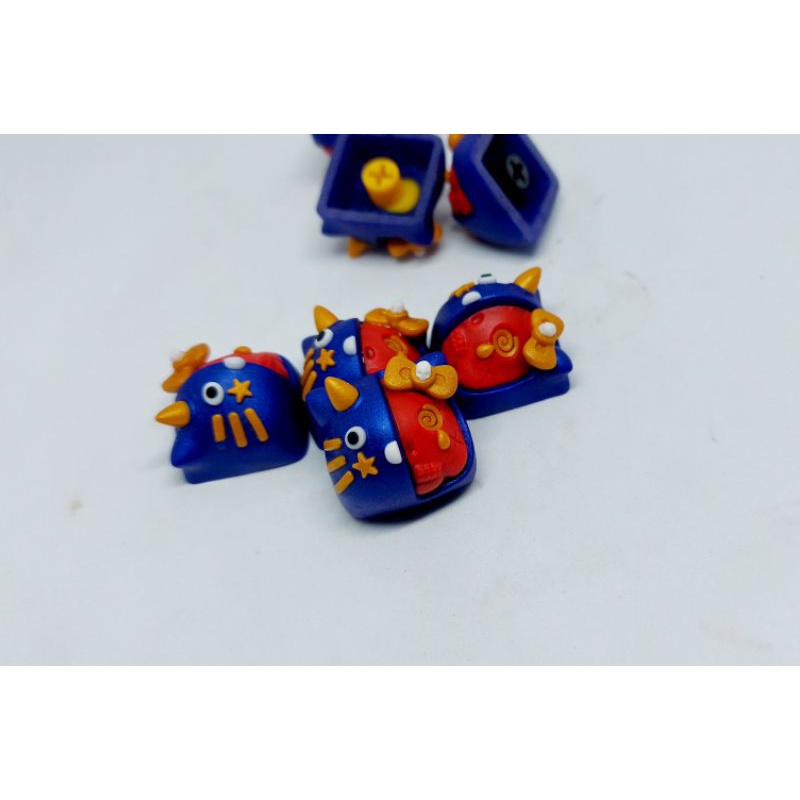 Keycap resin Kitty Evil clone tone dương đỏ trang trí bàn phím cơ gaming