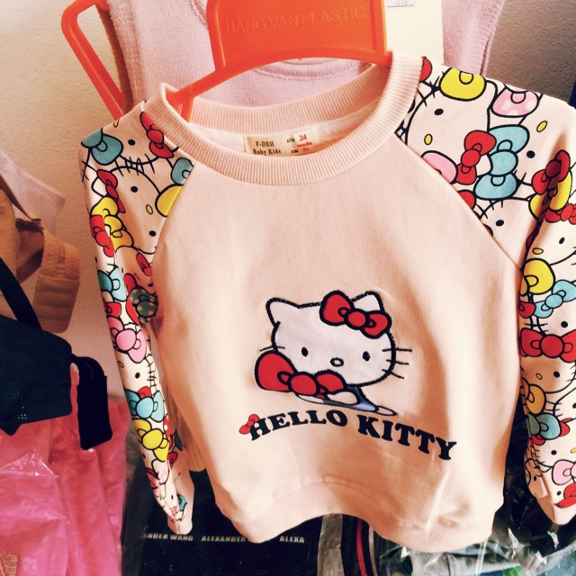Áo nỉ hello kitty cho bé