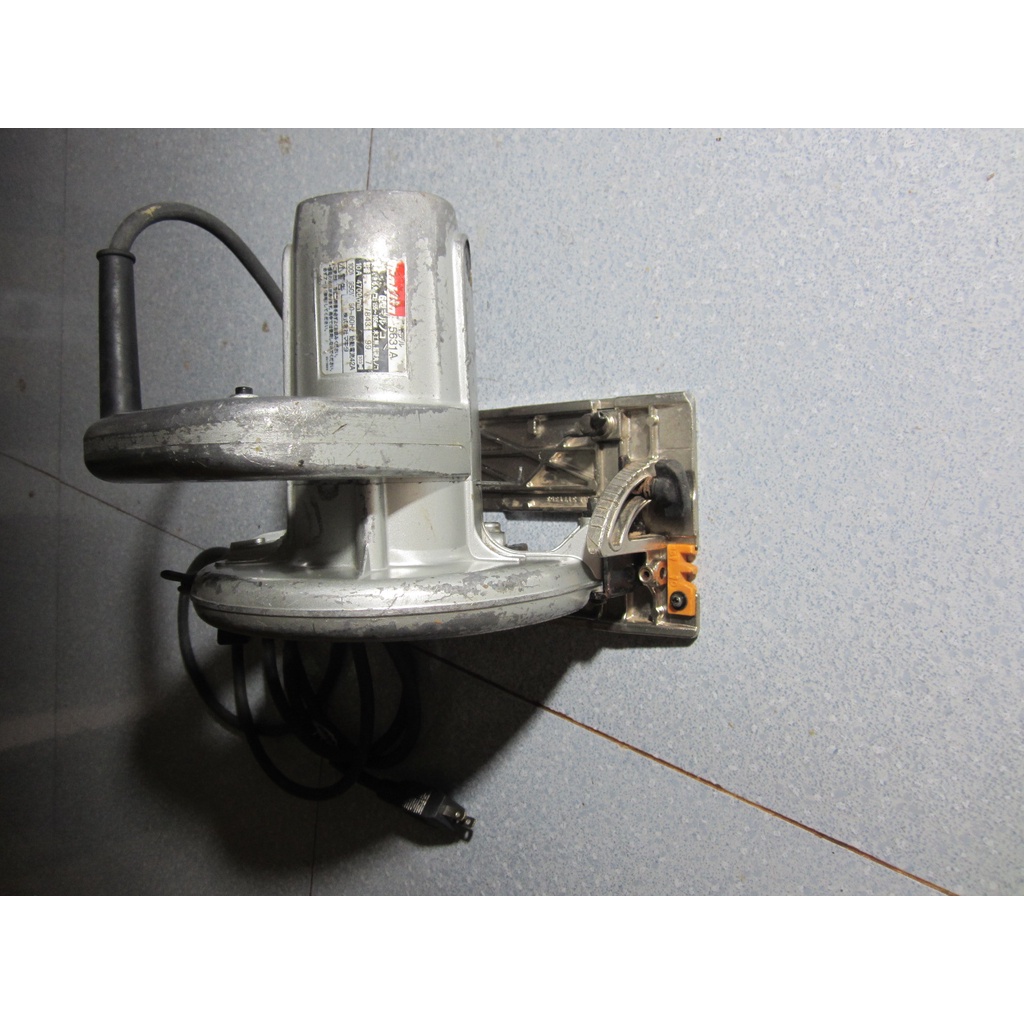 Máy cưa đĩa cầm tay Makita hàng bãi nội địa Nhật