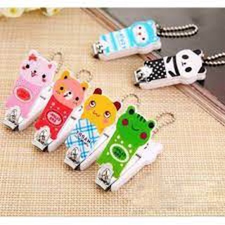 Bấm, cắt móng tay, móng chân hình thú cho bé và gia đình