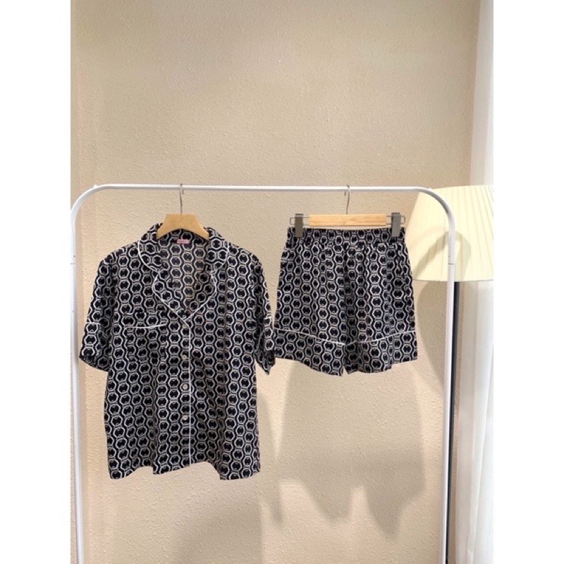 Thanh lí bộ mặc nhà