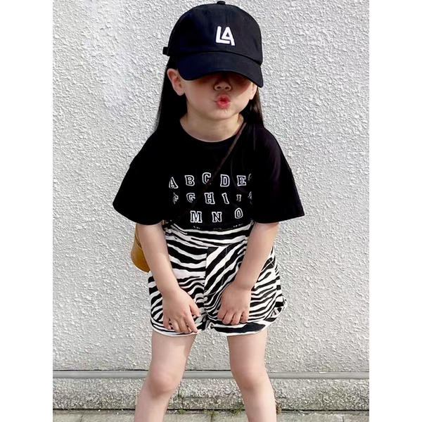 Set Áo Thun Ngắn Tay In Chữ Và Quần Short Họa Tiết Ngựa Vằn Phong Cách Hàn Quốc Cho Bé Gái