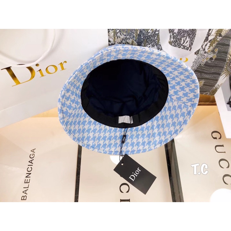 MŨ J’D THÊU LIKEAU