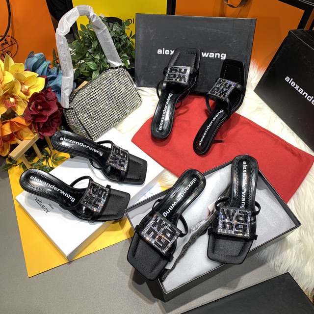 Guốc đá nữ Alexanderwangg siêu chảnh (chat trước check size ạ)