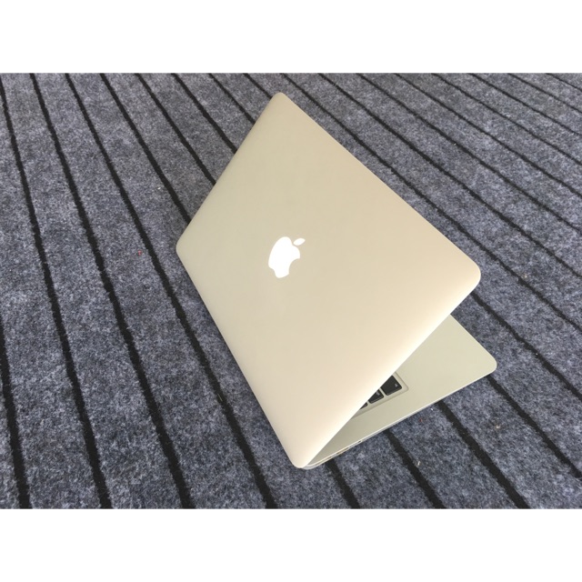 Macbook Air MJVE2