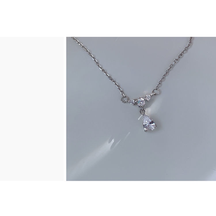 Dây chuyền mặt pha lê phong cách hàn quốc