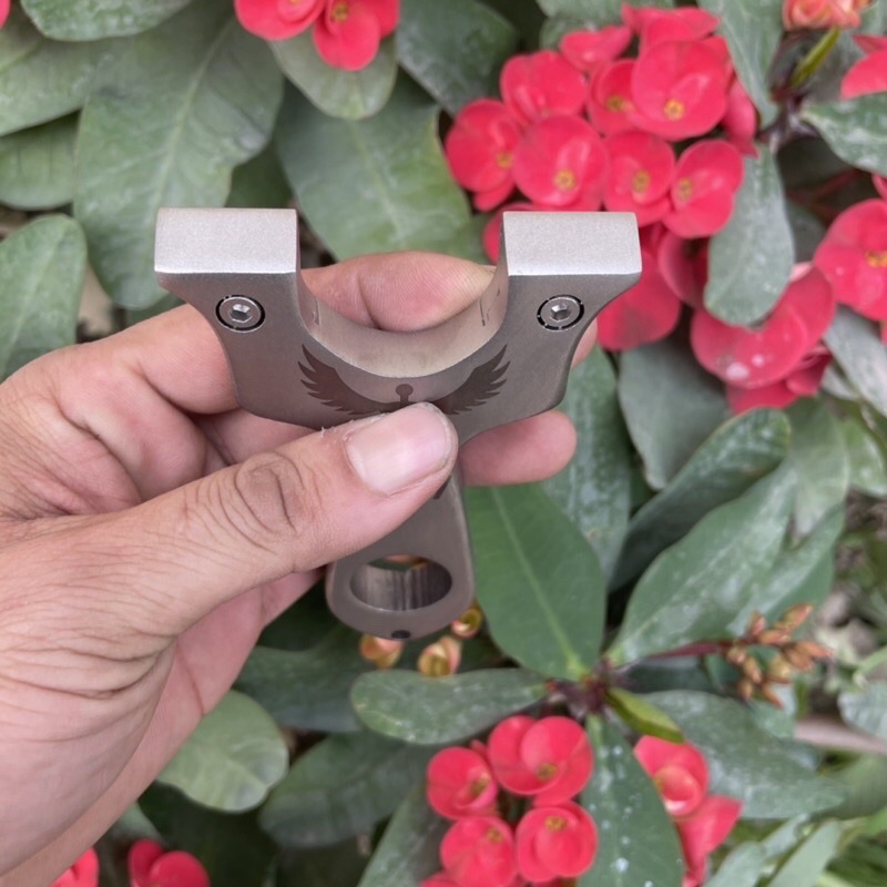 Ná cr7- tặng kèm dây