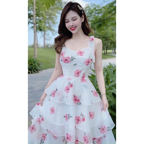 Đầm xoè 3 tầng voan hoa 2 dây siêu xinh