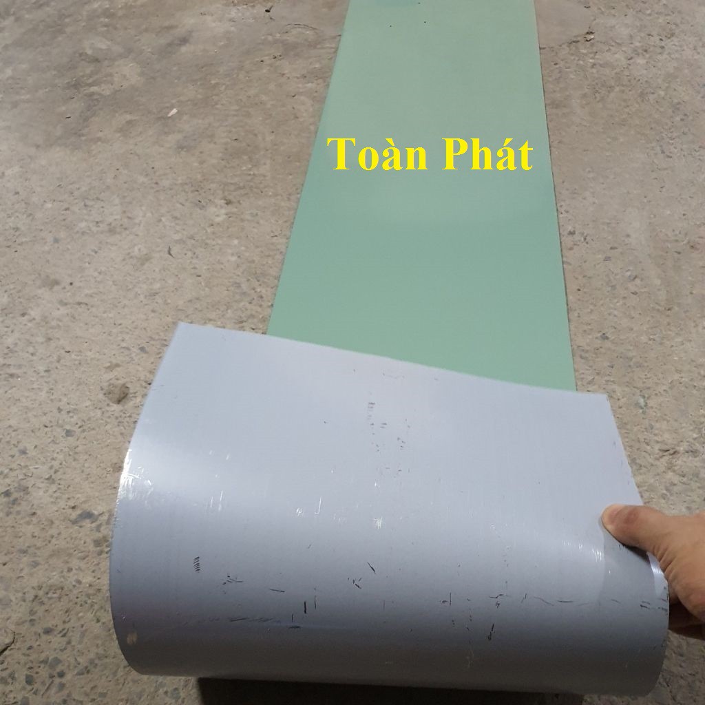 Tôn thiếc xanh lợp mái nhà chống dột nước mưa