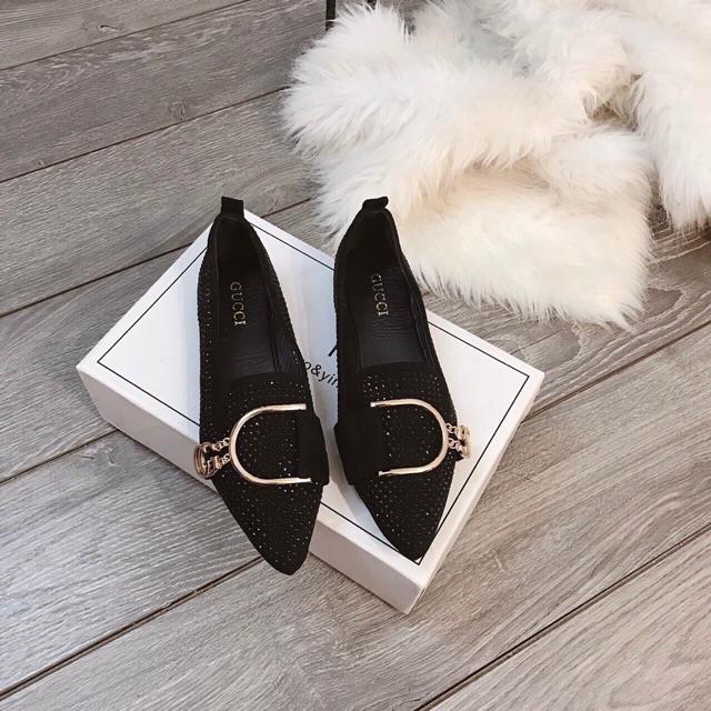 Giày bệt Gucci