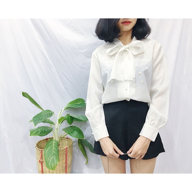 Sơ mi cổ thắt nơ Hàn Quốc Ngọc Trinh