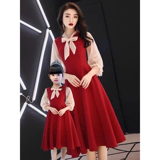 Đầm Thiết Kế dáng Xoè có size của Mẹ&Bé - Đầm Nude Phối nơ cổ