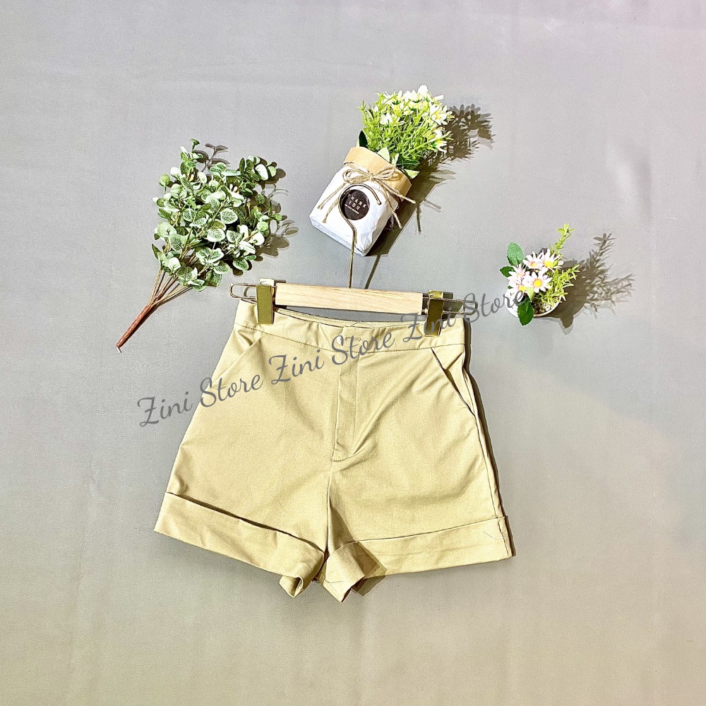 Quần đùi kaki nữ dáng A đứng form gập gấu phong cách Hàn Quốc | BigBuy360 - bigbuy360.vn