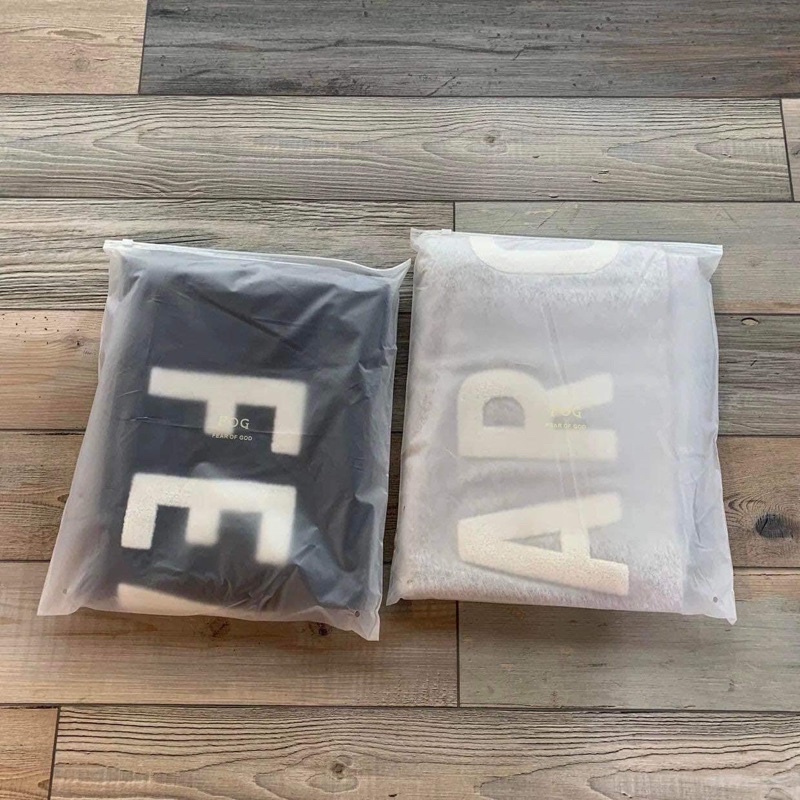 ✨  - Khăn Choàng Fog Chữ Thêu Decor Mùa Đông Cho Nam Nữ || Fear Of God 6th Blanket Embroidery Logo Unisex