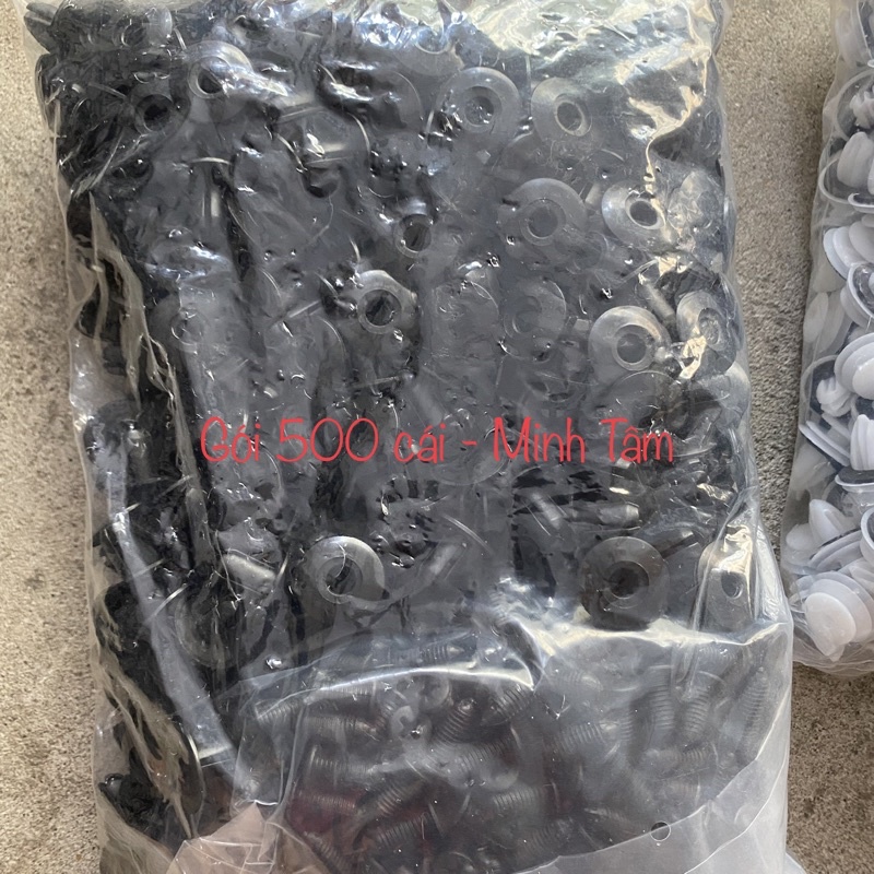 Bộ 100 ốc vít nhựa cho tấm chắn bùn , gắn cản và lòng dè các dòng xe ô tô, kích thước lỗ: 8mm
