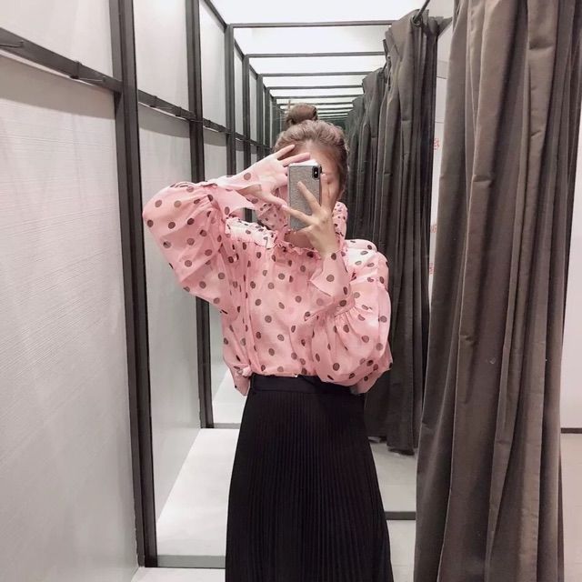 Áo Zara hồng xinh PH, Ngọc Trinh ảnh thật