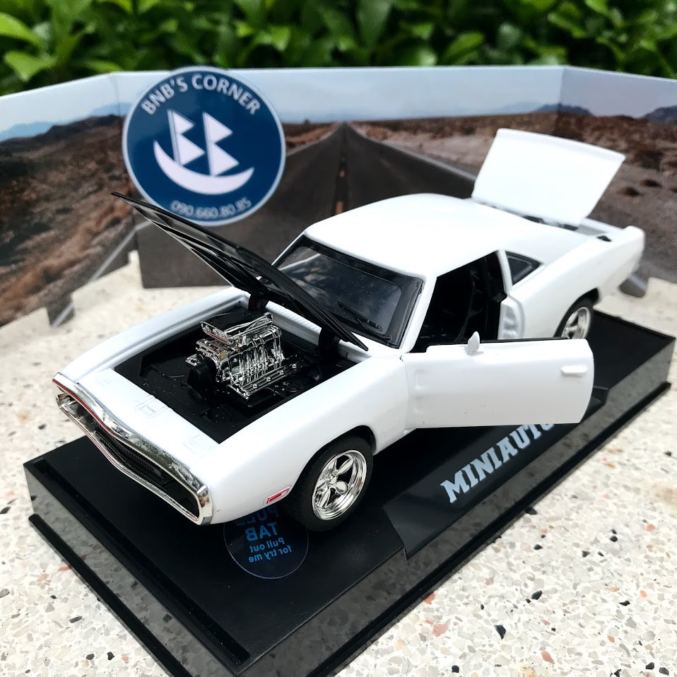 Xe mô hình 1970 Dodge Charger R/T tỷ lệ 1:32 hãng Mini Auto - Full box