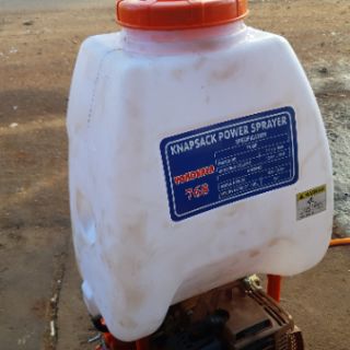 Máy phun thuốc ráp động cơ nhật bãi