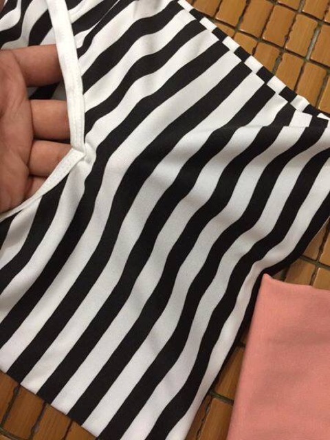 Áo cổ tim HM | BigBuy360 - bigbuy360.vn