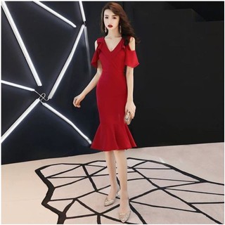 Đầm dự tiệc đuôi cá trễ vai màu trơn