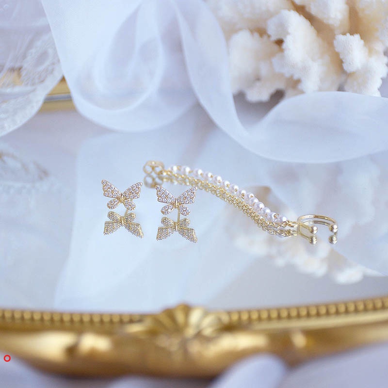 Đôi khuyên tai hình bướm đính đá dễ thương cho nữ
