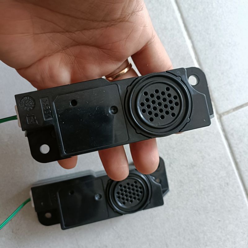 Loa Toyota hộp nhỏ 11.5x3x2.5cm cho hệ thống âm thanh loa xe hơi loa ô tô  đầy đủ dây giắc cắm