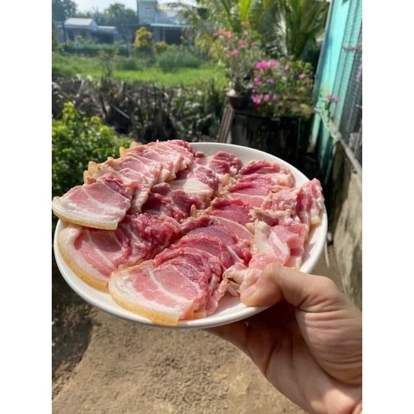 Ba rọi heo rừng lai - túi hút chân không 1kg