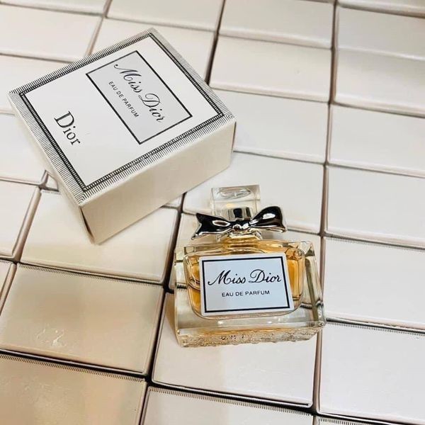 Nước Hoa Mini Miss Dior cho nữ 5ml | BigBuy360 - bigbuy360.vn