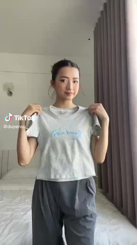 Chân váy túi hộp MONÁ - BOX ĐEN | BigBuy360 - bigbuy360.vn