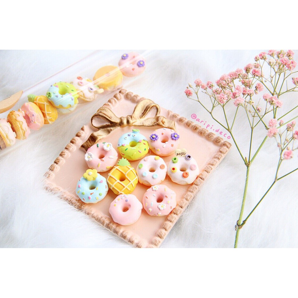 Charm bánh rán donut hình hoa Nhật xinh B17/ Nguyên liệu làm phụ kiện handmade vòng tay / resin